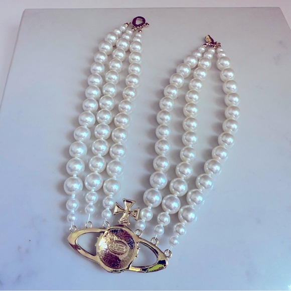 NWOT Elegant Triple Strand Pearl Necklace w Crystal Orb/Cross - Picture 2 of 4